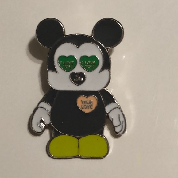 Disney Jewelry - 💎Disney Pins💎